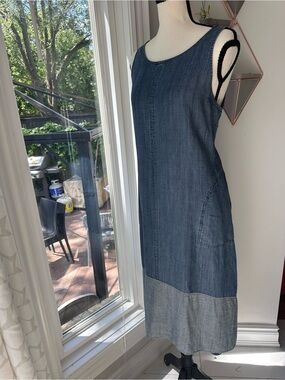 NANETTE LEPORE Denim Jean Sleeveless Shift Linen Dress with Two-Tone Hem Size 10